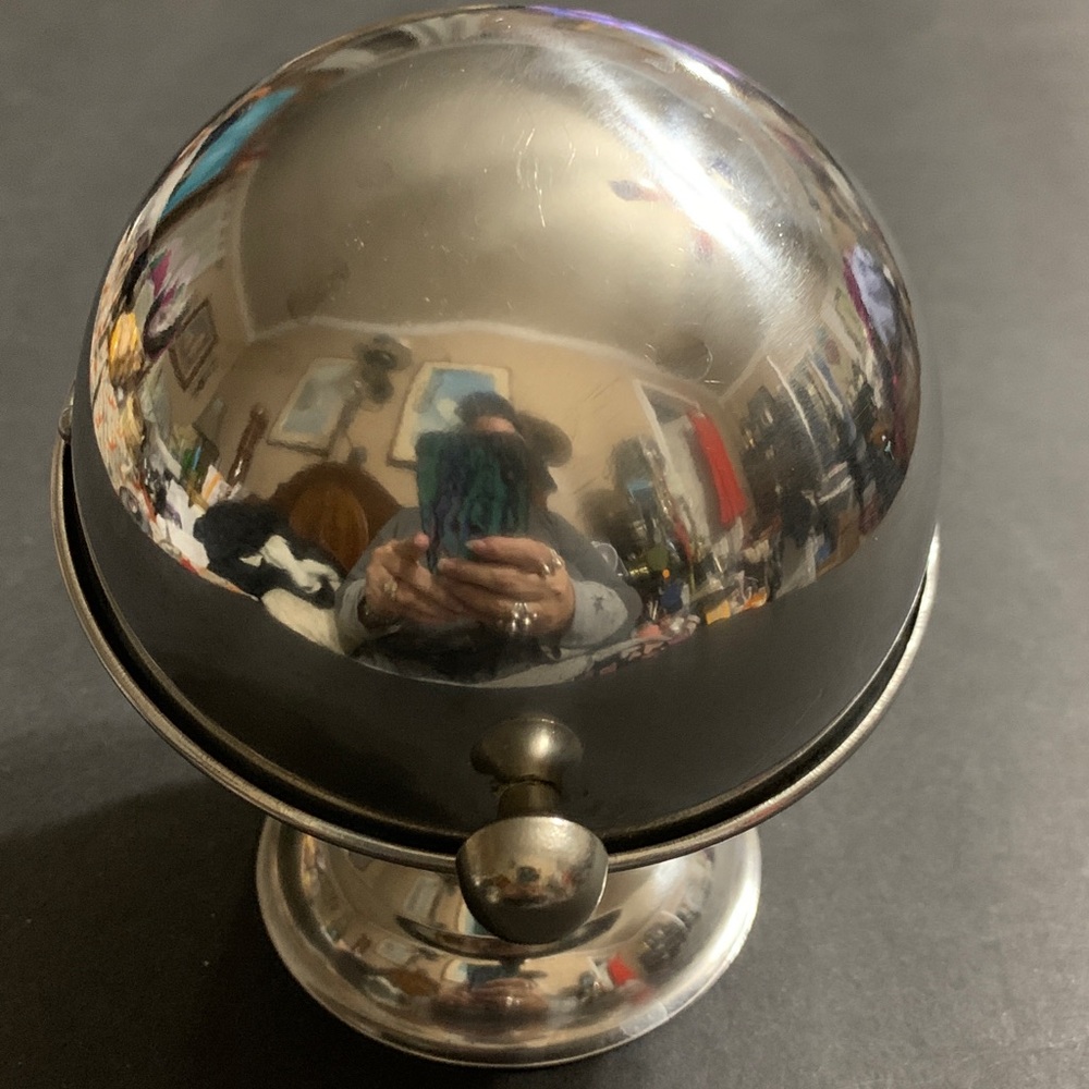Globe Ball Roll back stainless steel sugar dish / barware - Picture 2 of 3